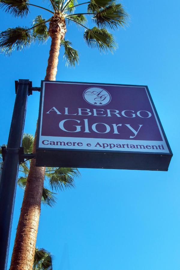 Albergo Glory Borghetto Santo Spirito Bagian luar foto